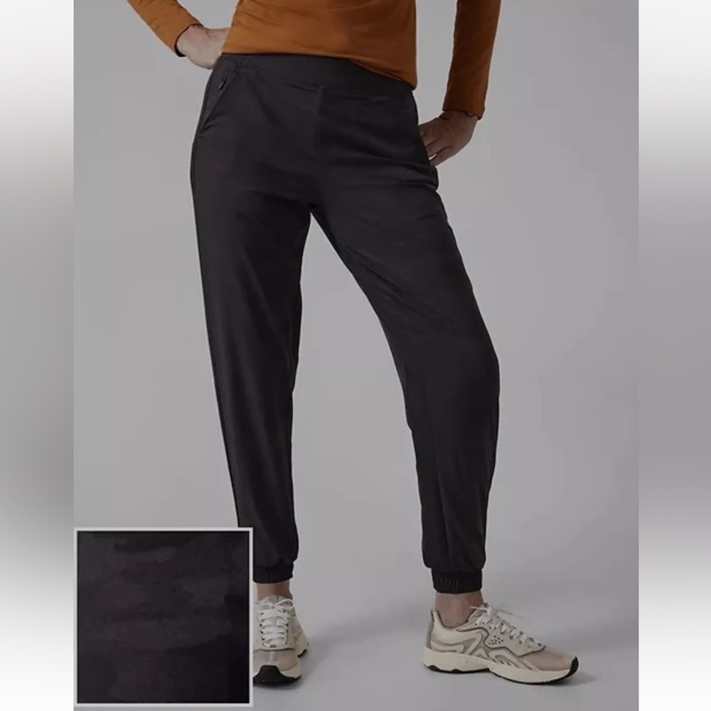 Athleta‎ Textured Black Camo Brooklyn Jogger